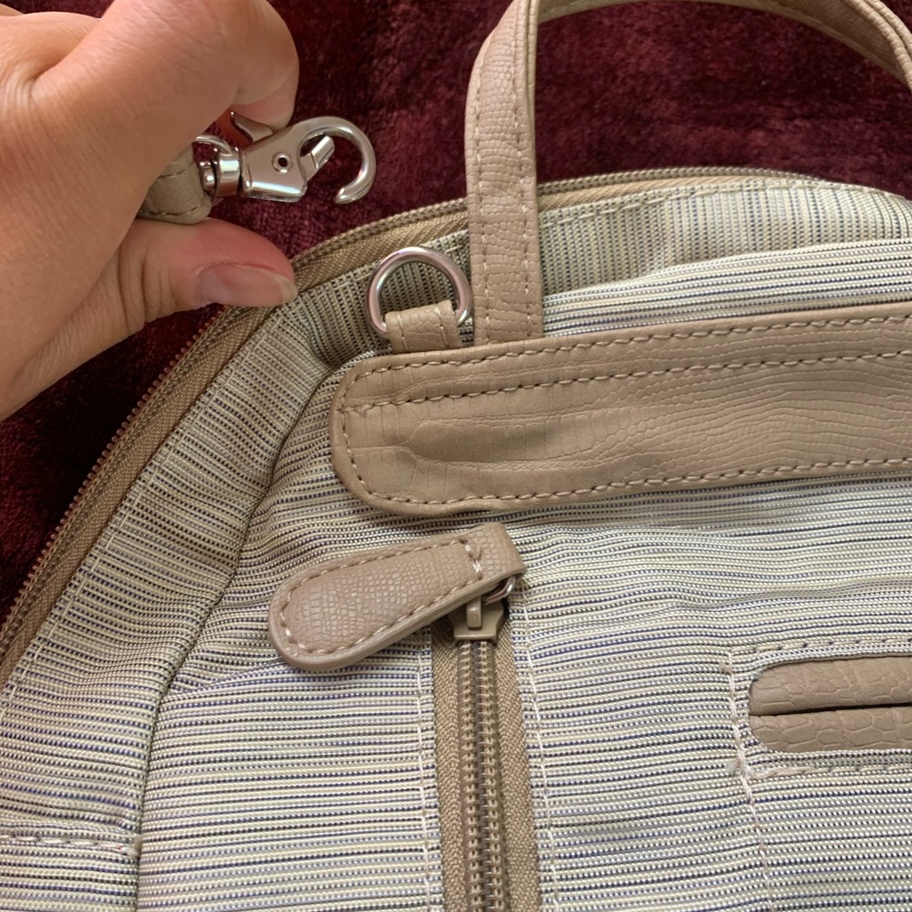 Multisac Versatile Backpack - image 3